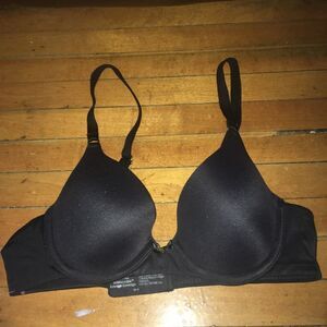 Soma 32A embraceable average coverage bra